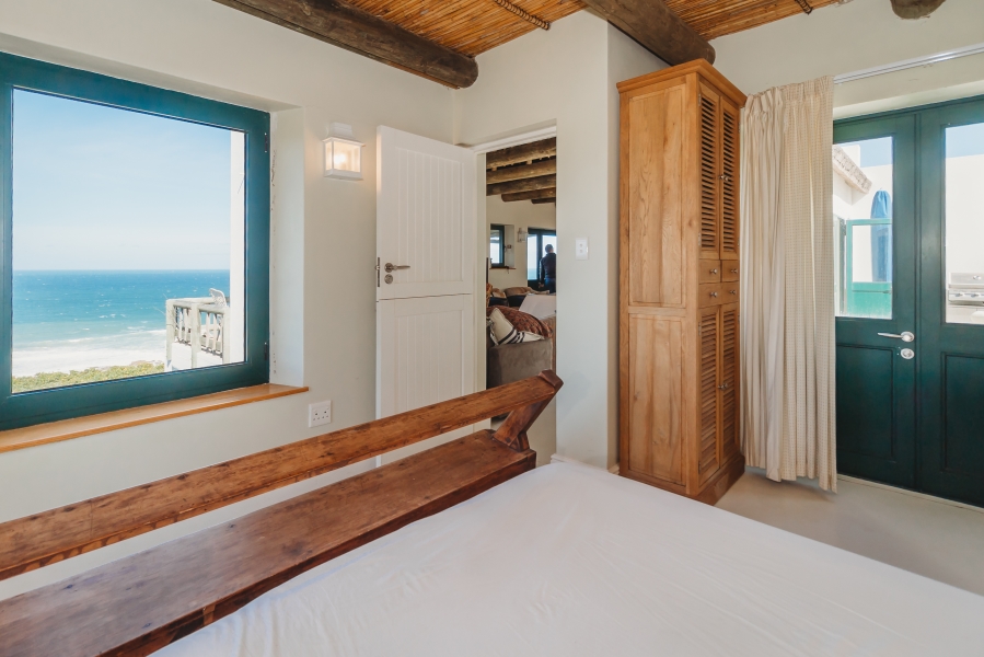 4 Bedroom Property for Sale in Fynbosstrand Western Cape